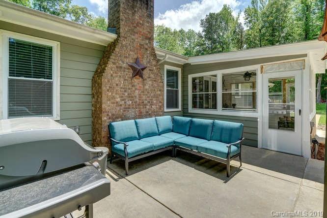 3316 Quail Ridge Lane Matthews, NC 28104 - Photo 8 of 28 Gallery Image 8