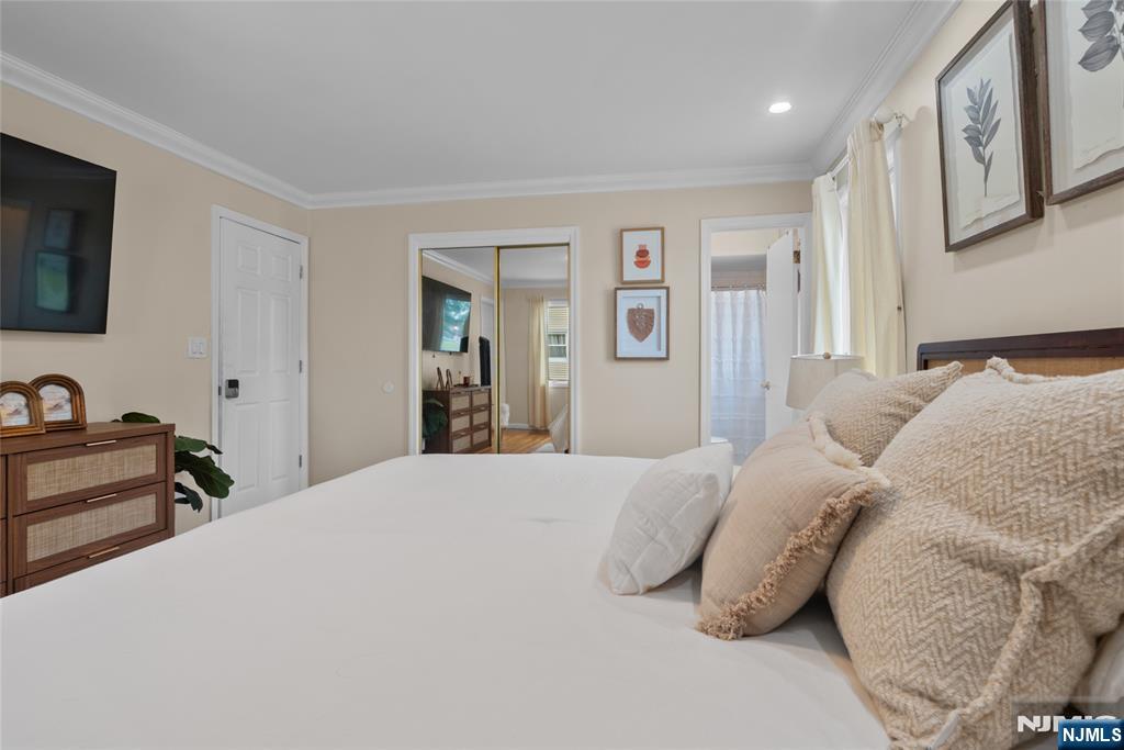 15 Robby Road Little Ferry, NJ 07643 - Photo 16 of 45