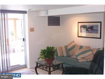 11903 Millbrook Road Philadelphia, PA 19154 - Photo 5 of 12 Gallery Image 5