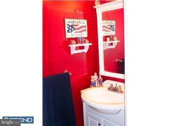 11903 Millbrook Road Philadelphia, PA 19154 - Photo 8 of 12 Bathroom