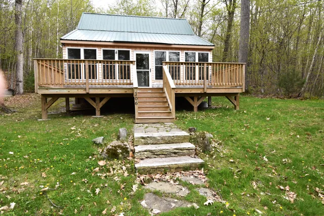 $385,000 | 106 Shady Lane, Newport, ME 04953