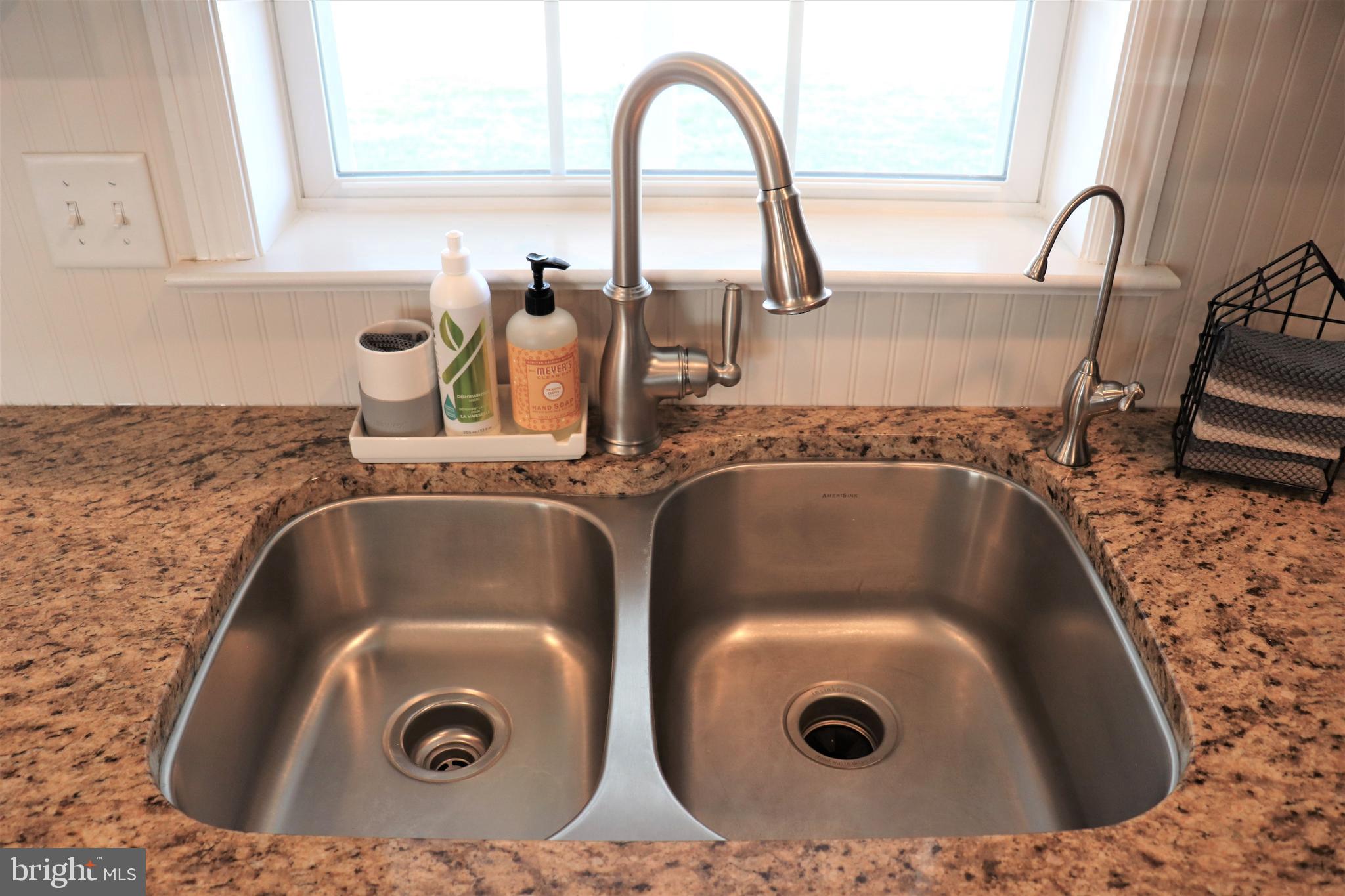 27 Red Sunset Run Ephrata, PA 17522 - Photo 14 of 49 Kitchen Details - Undermount Sink