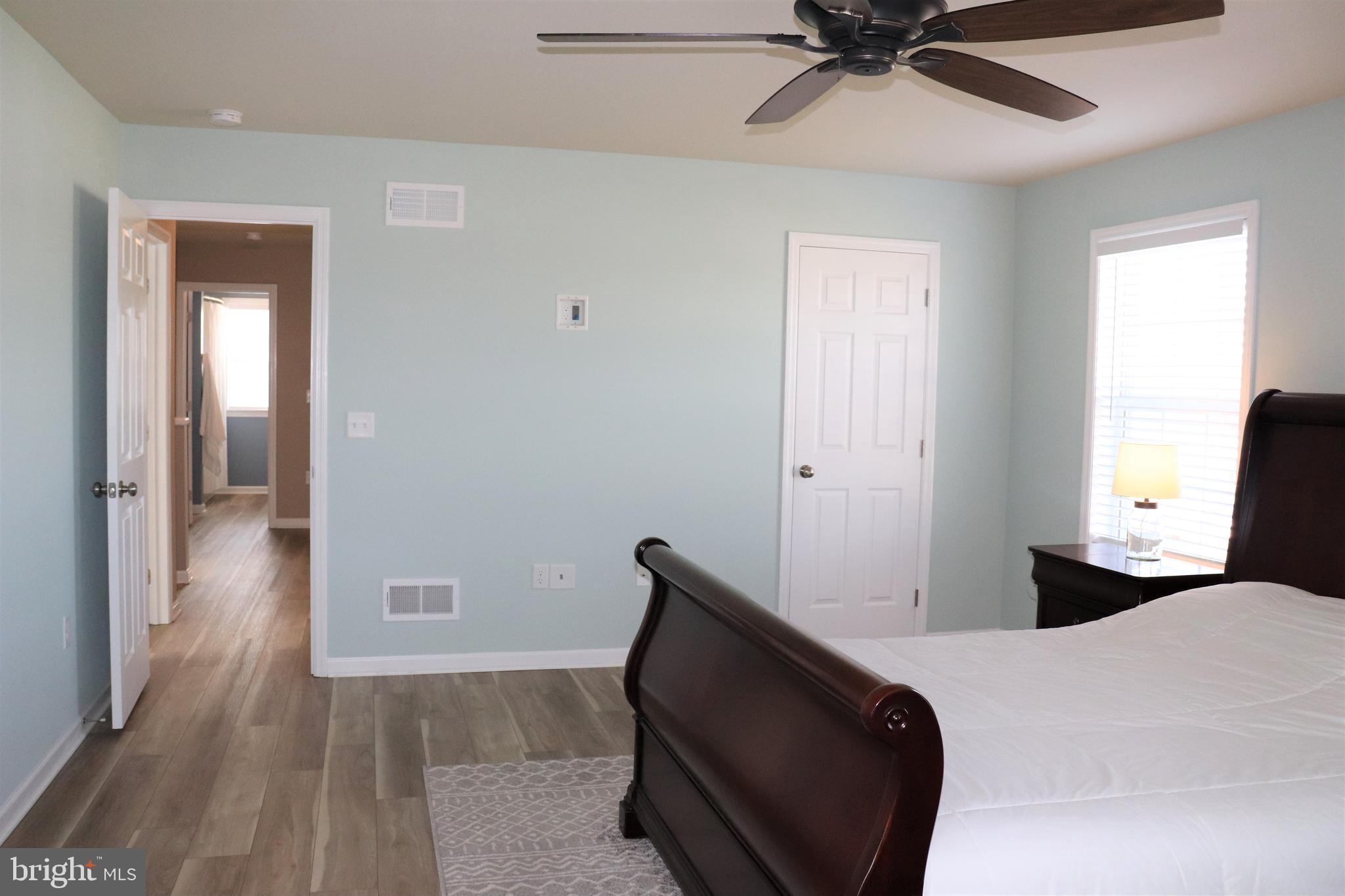 27 Red Sunset Run Ephrata, PA 17522 - Photo 23 of 49 Primary Suite w/Walk In Closet