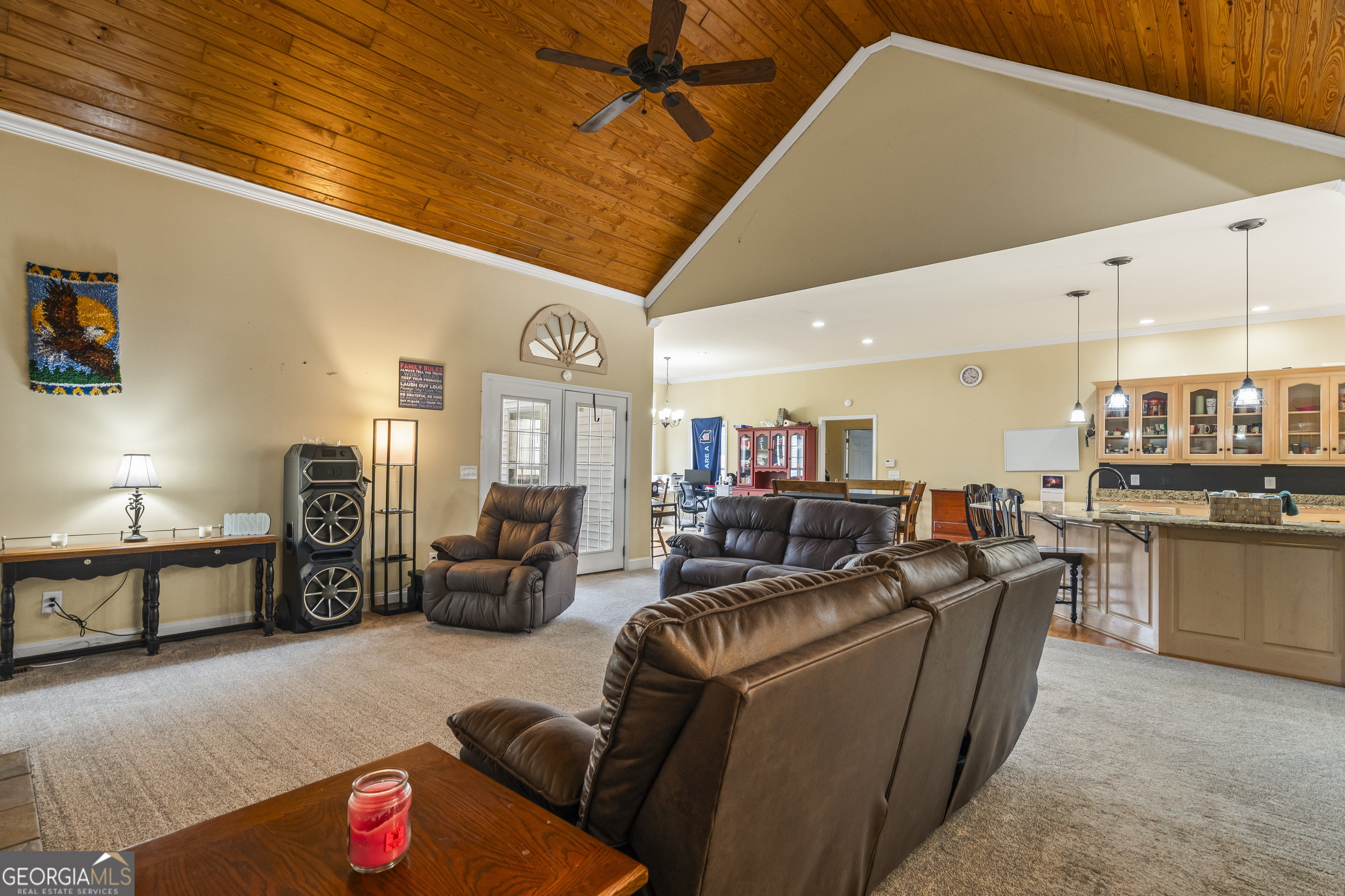 568 Hunt Road Carnesville, GA 30521 - Photo 18 of 106 a living room with furniture and a table