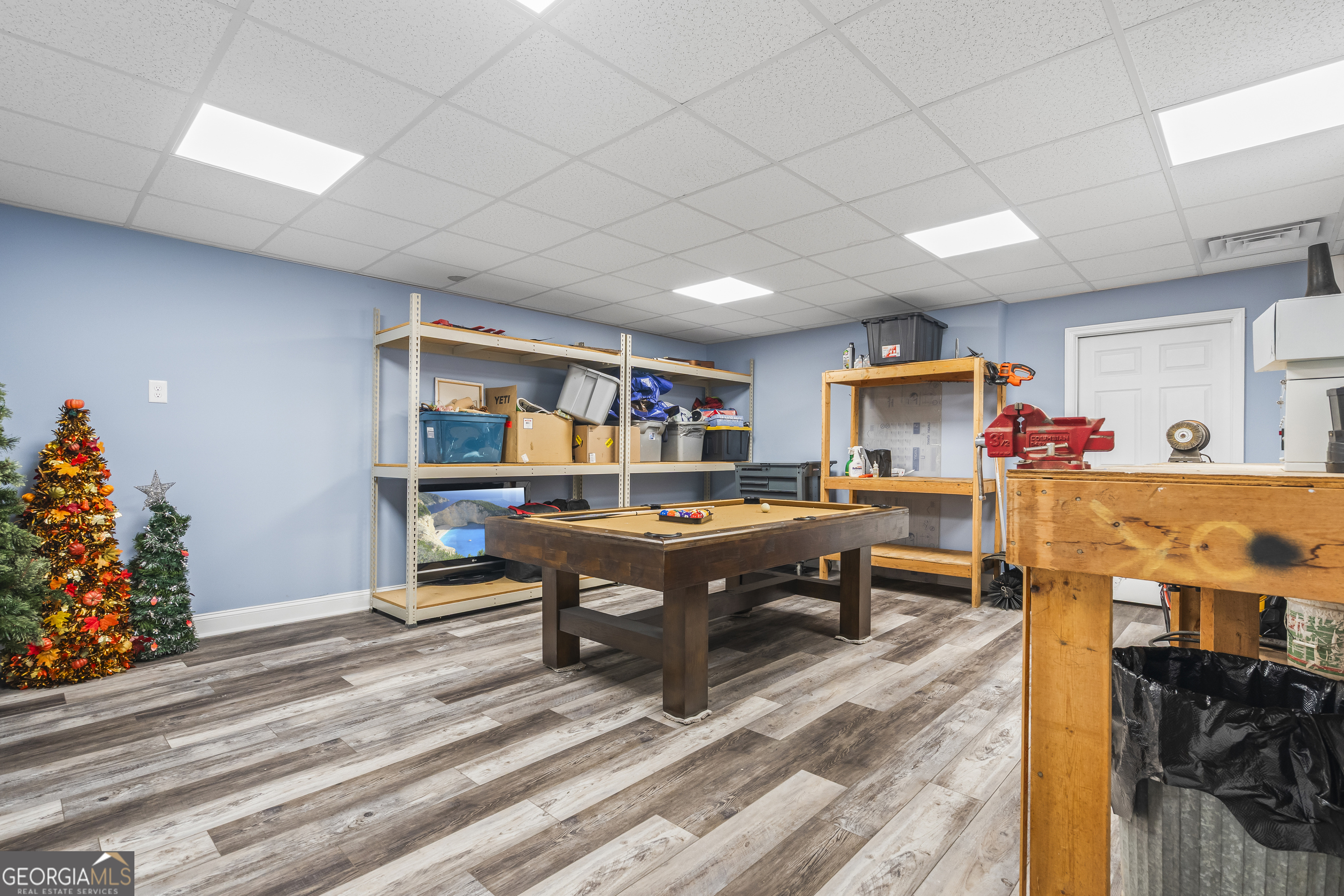 568 Hunt Road Carnesville, GA 30521 - Photo 83 of 106 a living room with furniture and a wooden floor