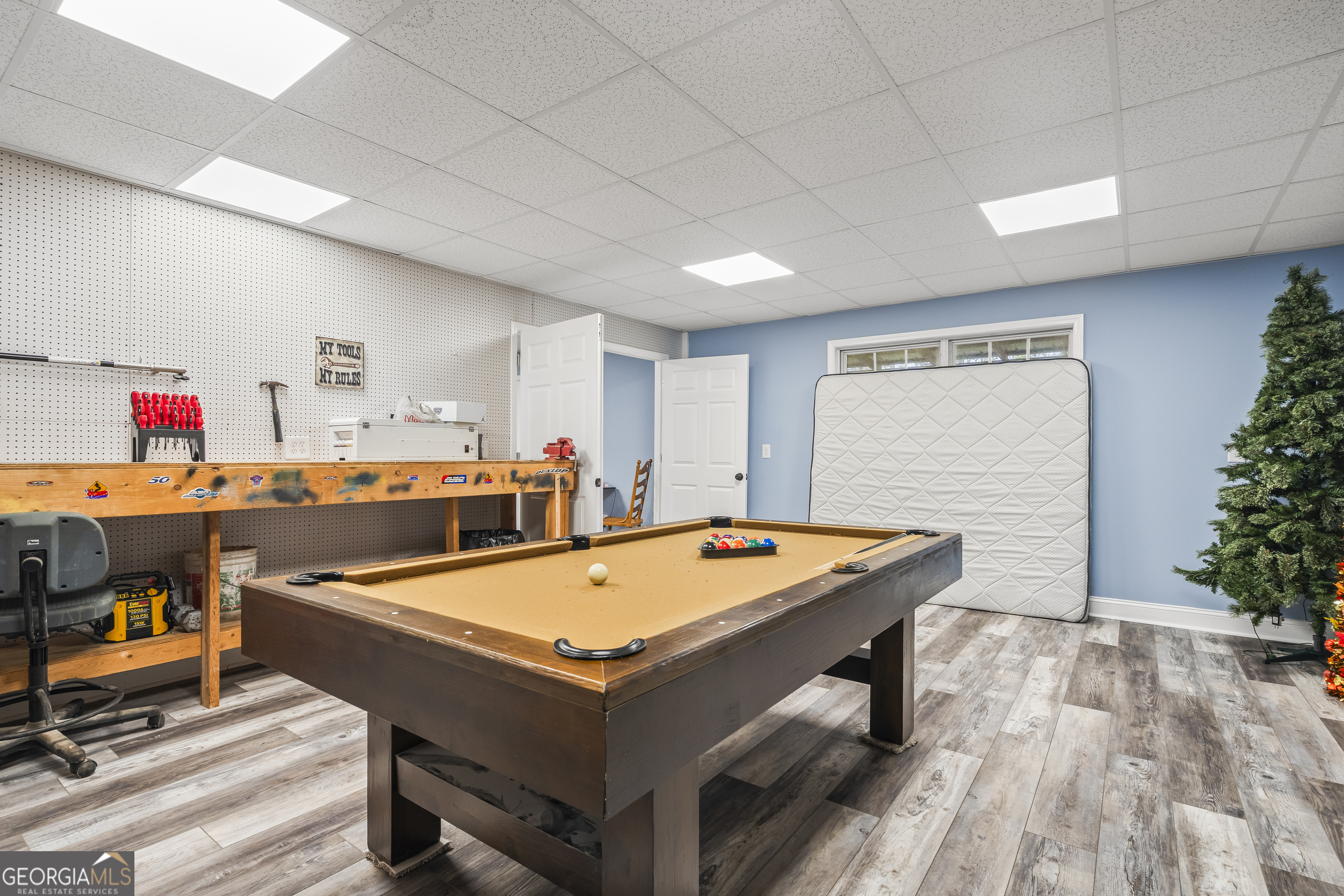 568 Hunt Road Carnesville, GA 30521 - Photo 85 of 106 a room with furniture pool table and windows