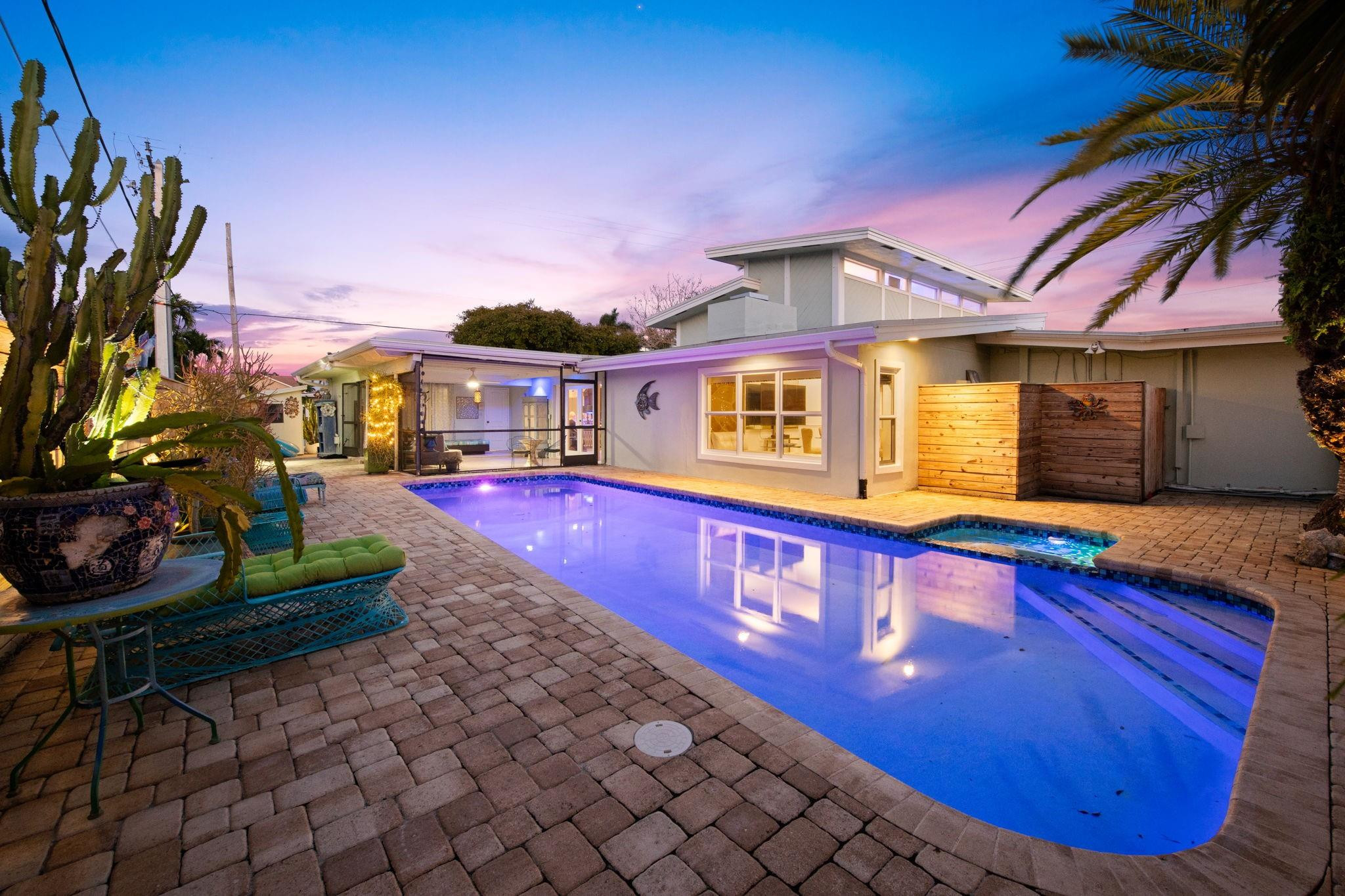 2675 Northeast 24th Street Lighthouse Point, FL 33064 - Photo 2 of 48 Photo 2