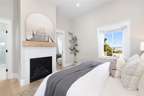 $1,690,000 | 41 School Street, Unit 3, Newport, RI 02840