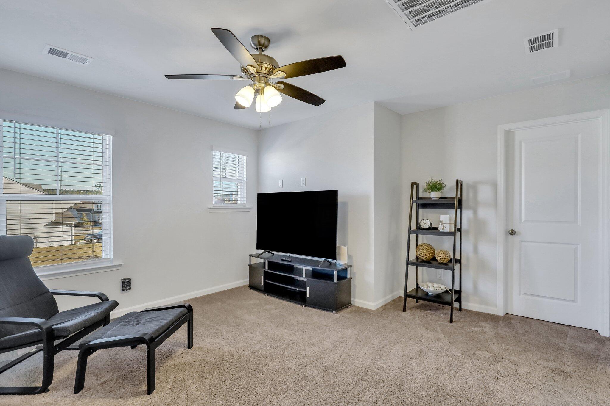 142 Hayworth Road Summerville, SC 29486 - Photo 18 of 58 19