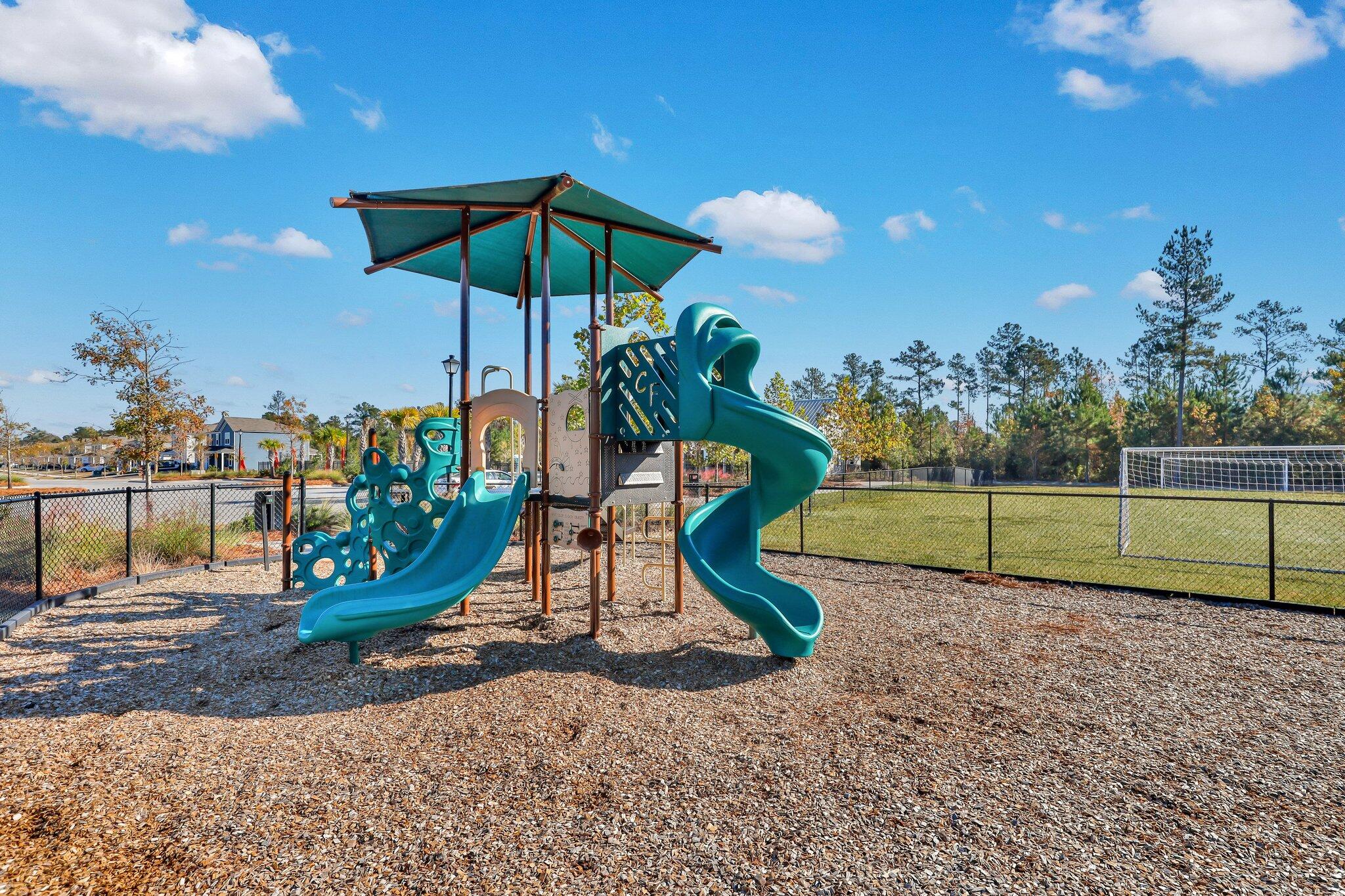 142 Hayworth Road Summerville, SC 29486 - Photo 43 of 58 44