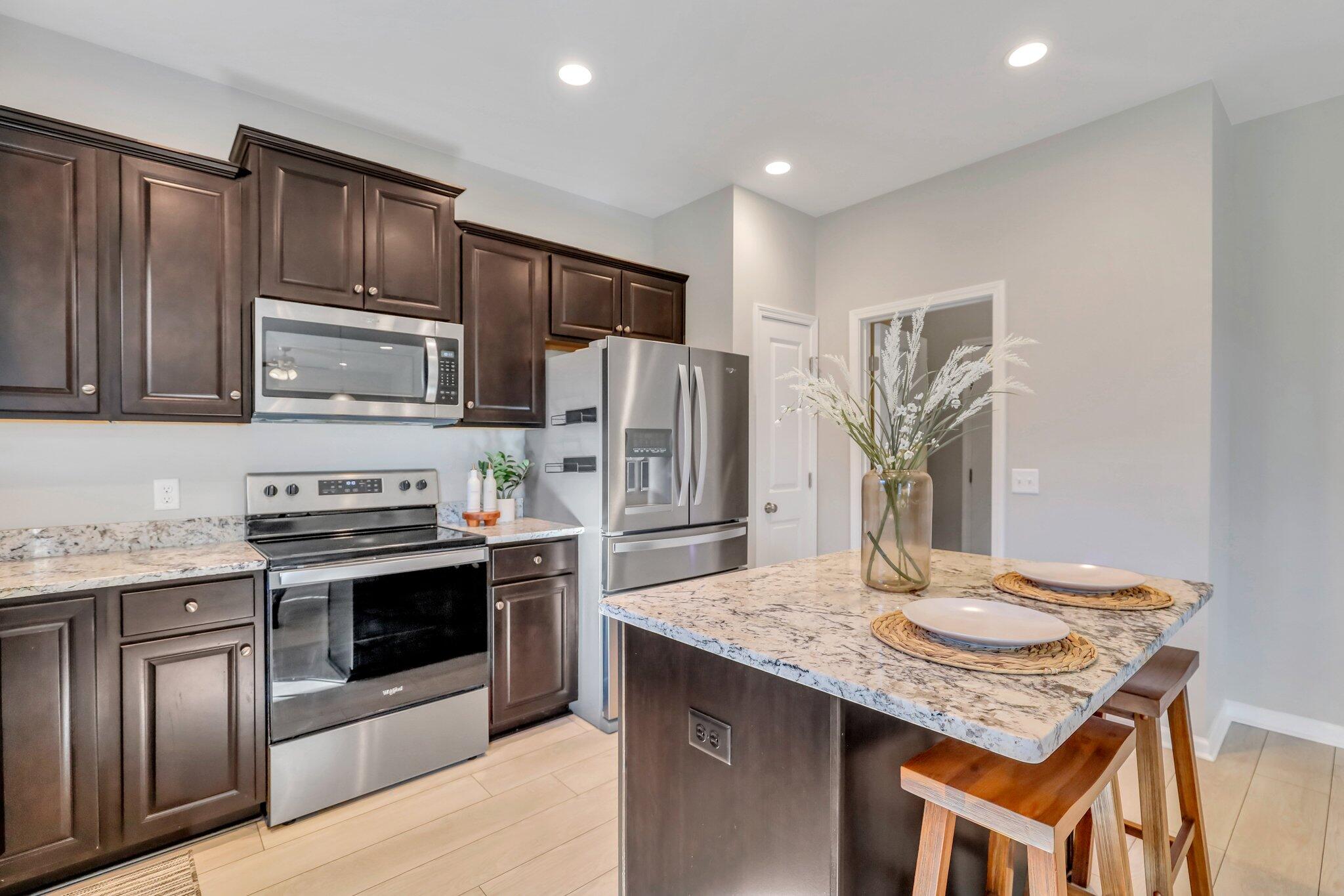 142 Hayworth Road Summerville, SC 29486 - Photo 8 of 58 10