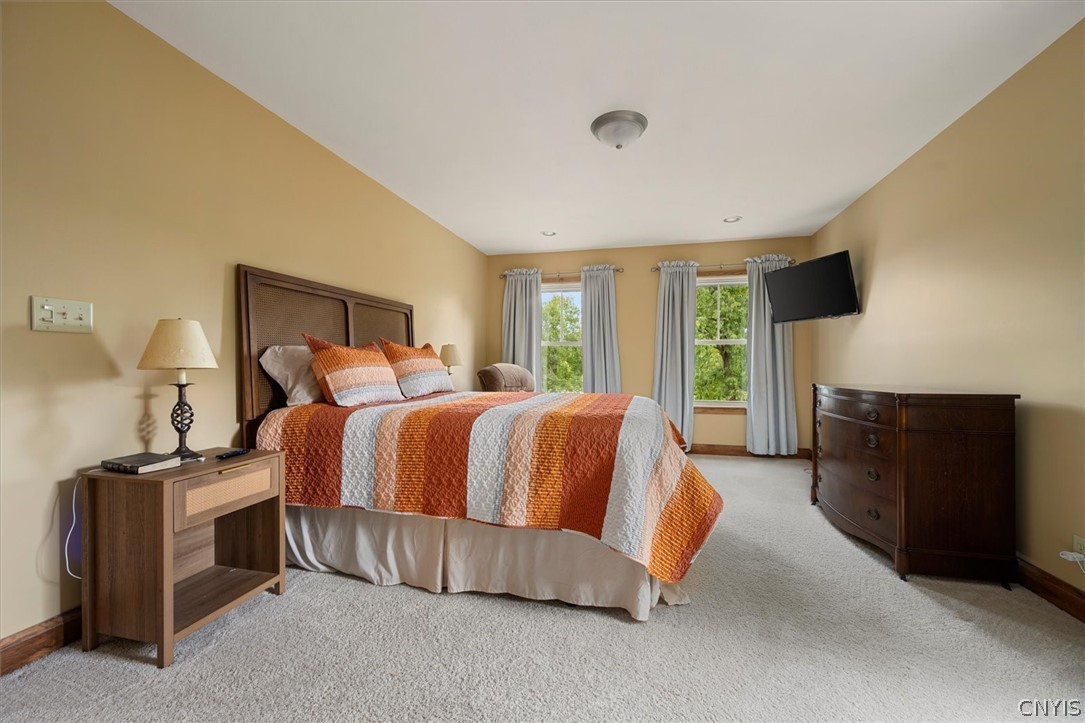 126 Hunt Valley Road Oneida, NY 13421 - Photo 33 of 50 Primary bedroom!