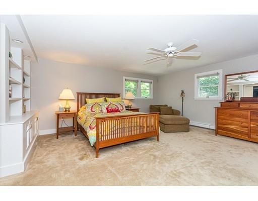 62 Martin Road Reading, MA 01867 - Photo 17 of 41 Gallery Image 17