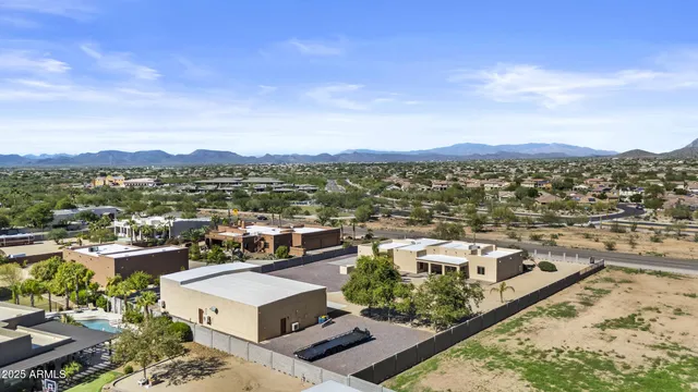 $5,000 | 2617 West Desert Hills Drive, Phoenix, AZ 85086