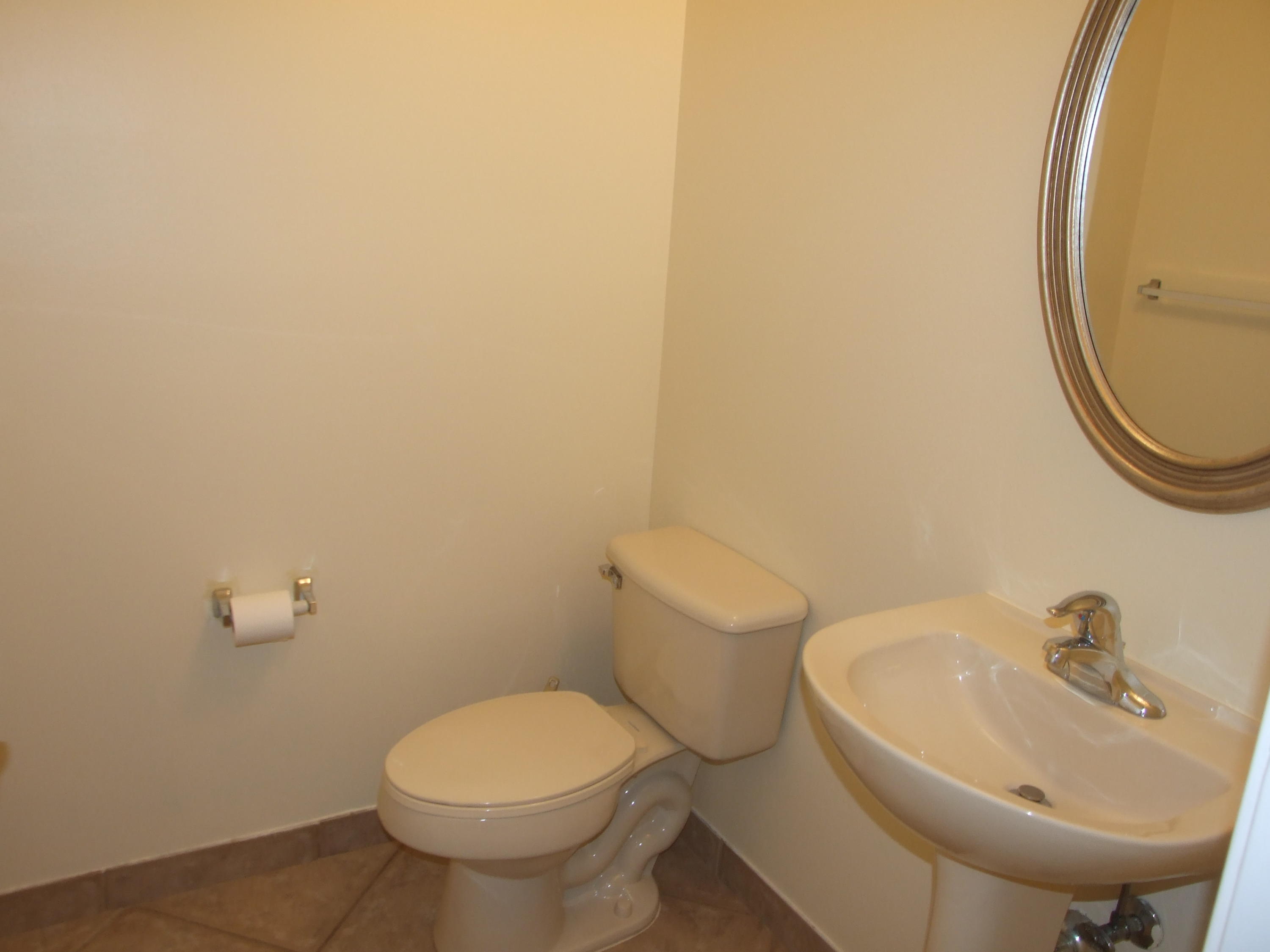 6105 Sandy Bank Terrace Riviera Beach, FL 33407 - Photo 13 of 19 Bathroom