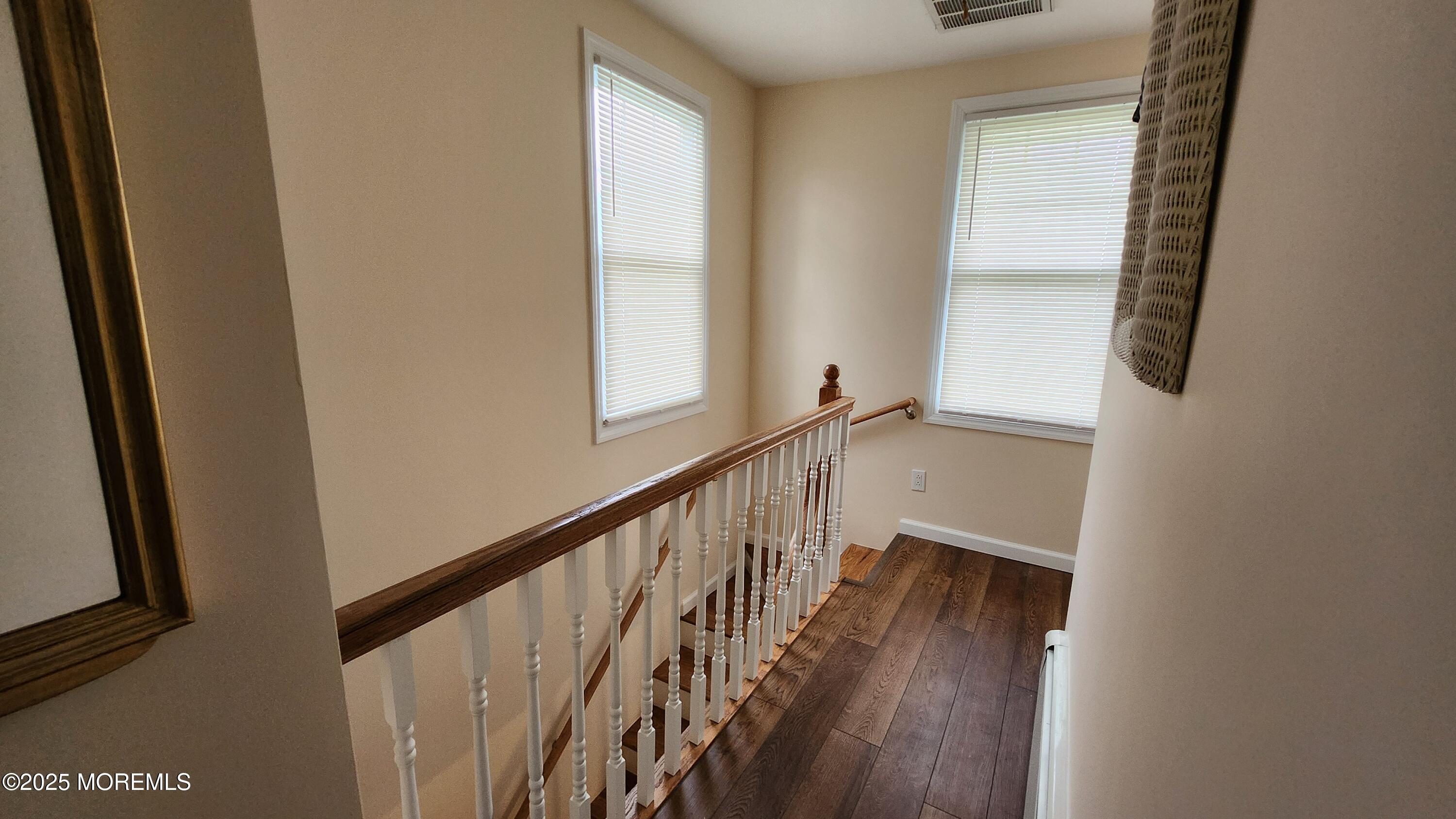 222 Robbins Road Neptune Township, NJ 07753 - Photo 6 of 10 1000008351