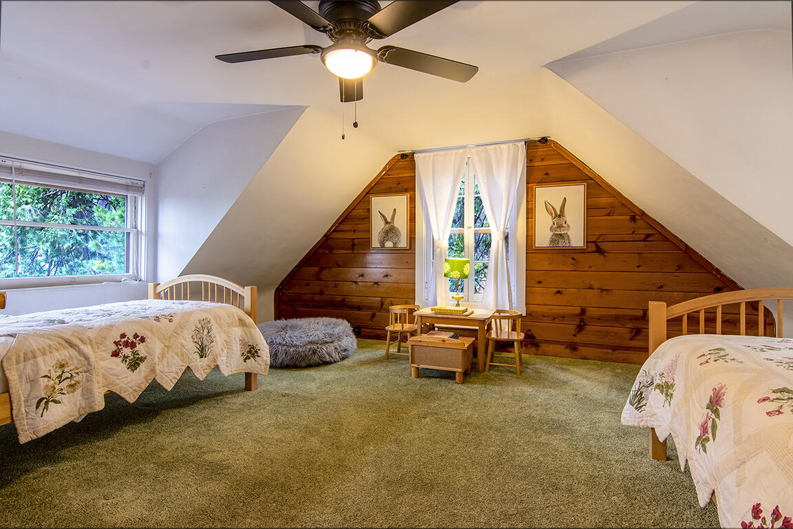 25455 Lodge Road Idyllwild, CA 92549 - Photo 56 of 95 a bed room with a bed and a window