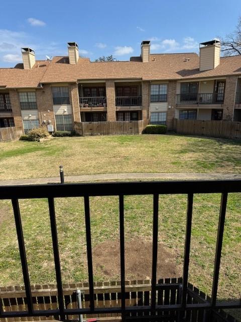 16301 Ledgemont Lane, Unit 257 Addison, TX 75001 - Photo 10 of 21 Nice view of the courtyard