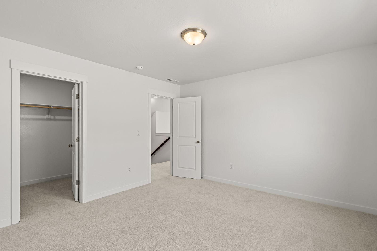 1159 Pumpkin Ridge, Unit 323 Eagle Point, OR 97524 - Photo 28 of 37