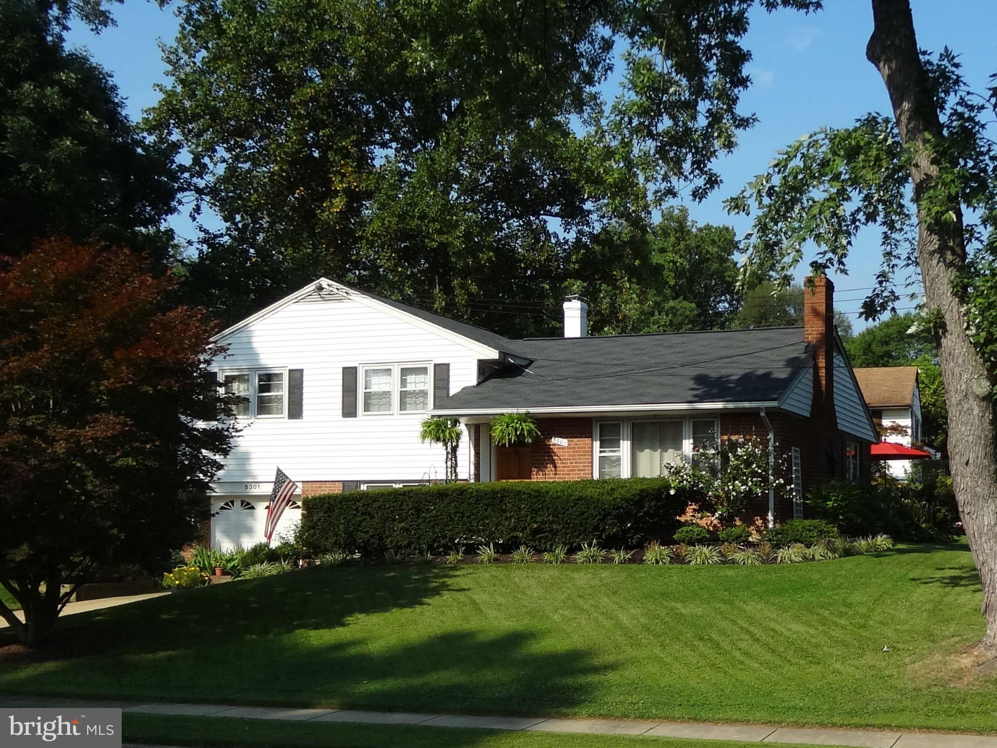 5301 Garner Street Springfield, VA 22151 - Photo 2 of 30 Exterior (Front)