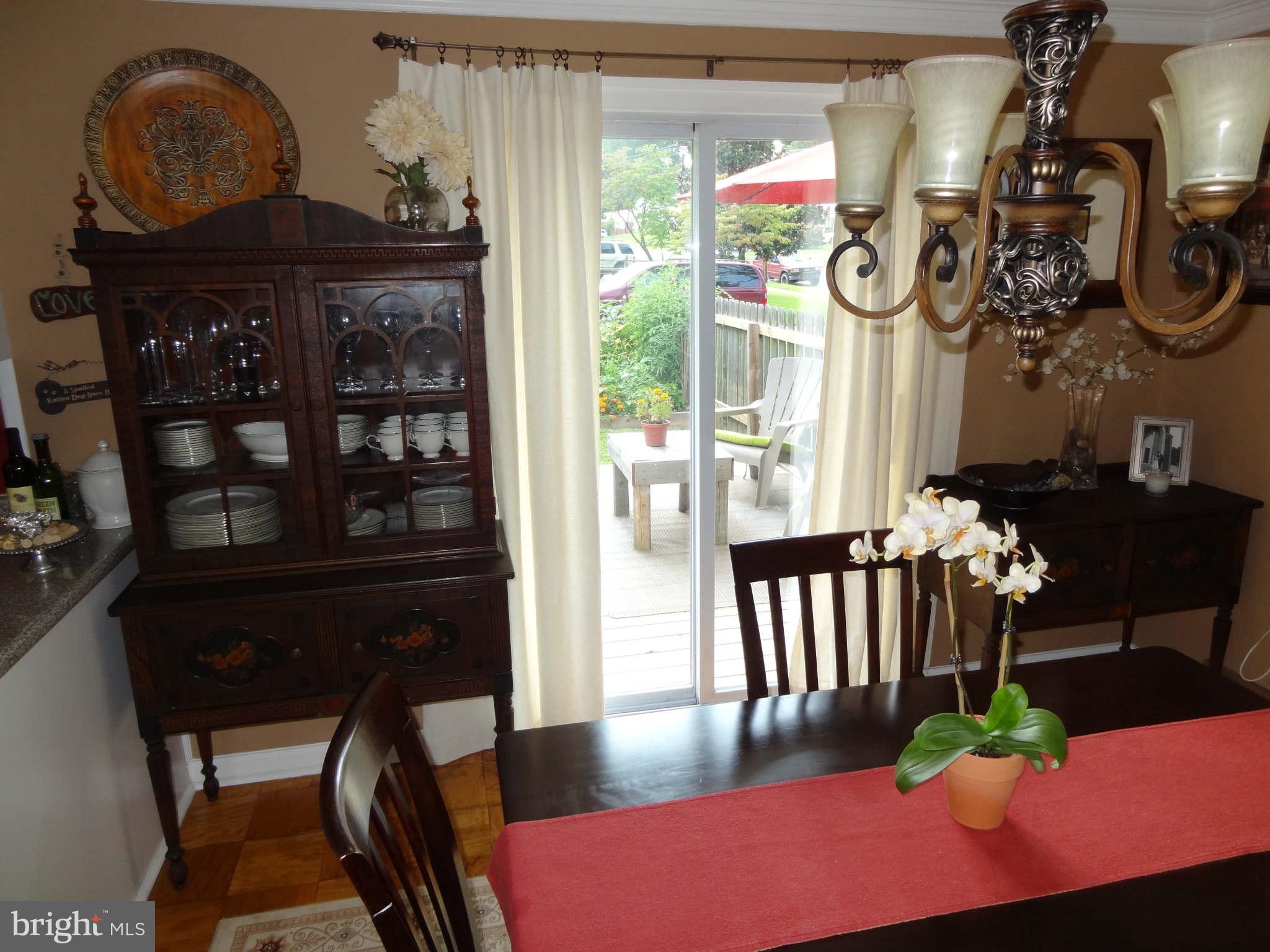 5301 Garner Street Springfield, VA 22151 - Photo 12 of 30 Dining Room