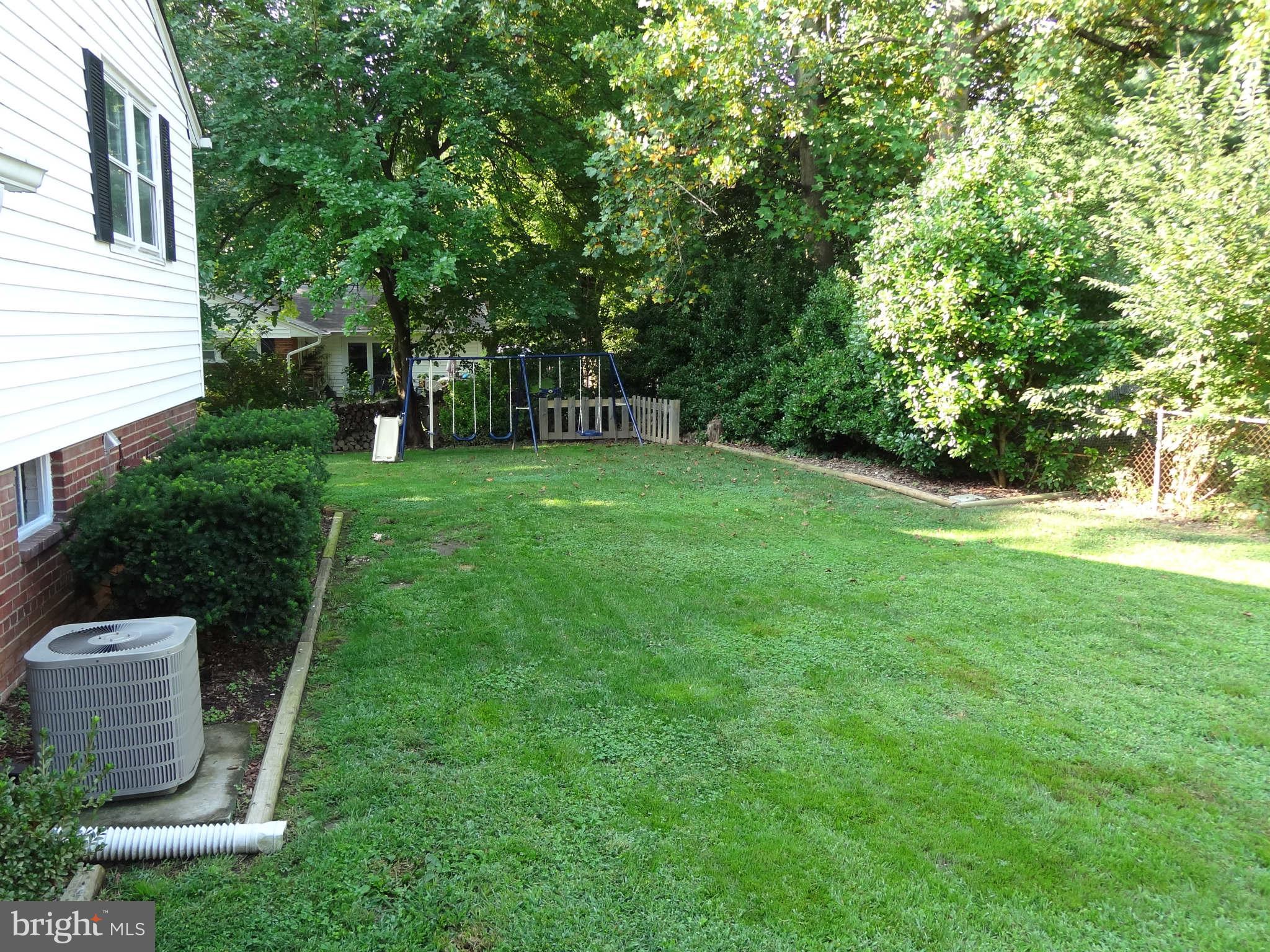 5301 Garner Street Springfield, VA 22151 - Photo 14 of 30 Exterior (Rear)