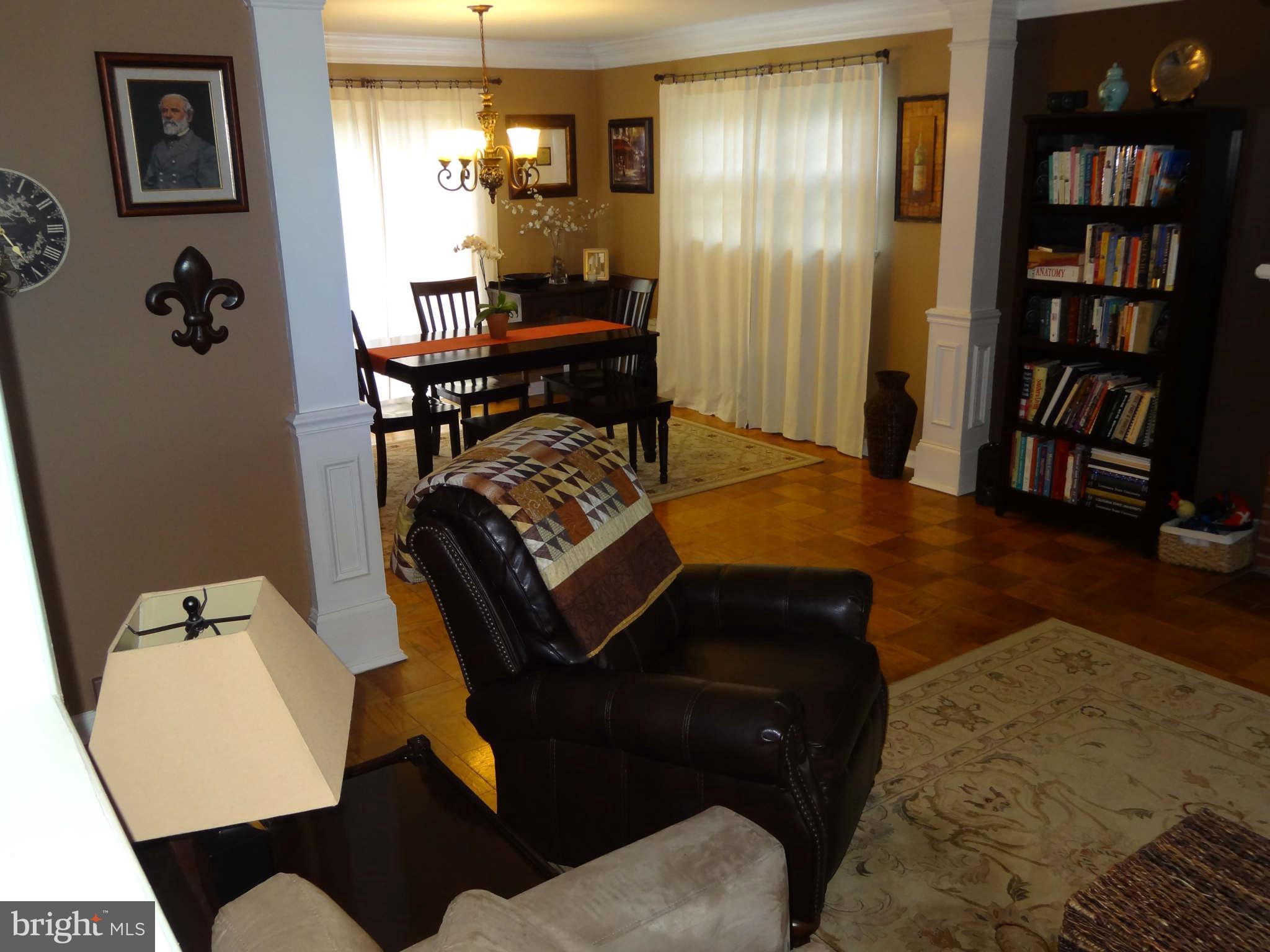 5301 Garner Street Springfield, VA 22151 - Photo 7 of 30 Living Room