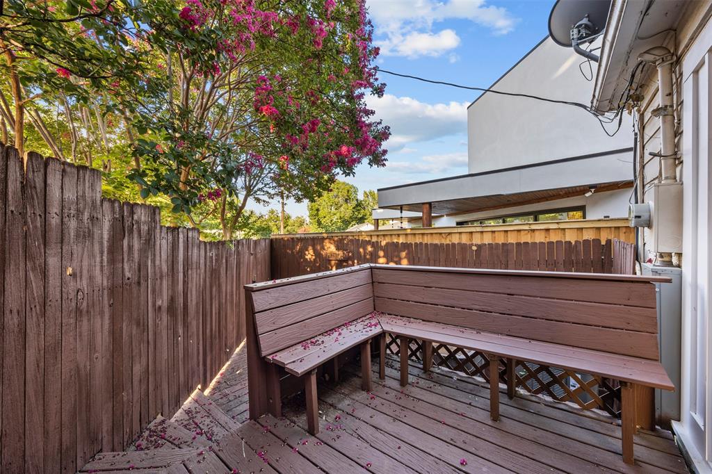 2626 Madera Street Dallas, TX 75206 - Photo 23 of 30 a view of a bench in a balcony