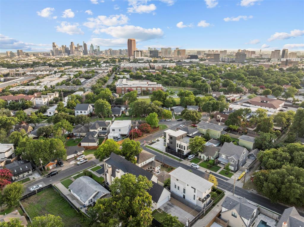 2626 Madera Street Dallas, TX 75206 - Photo 28 of 30 an aerial view of a city