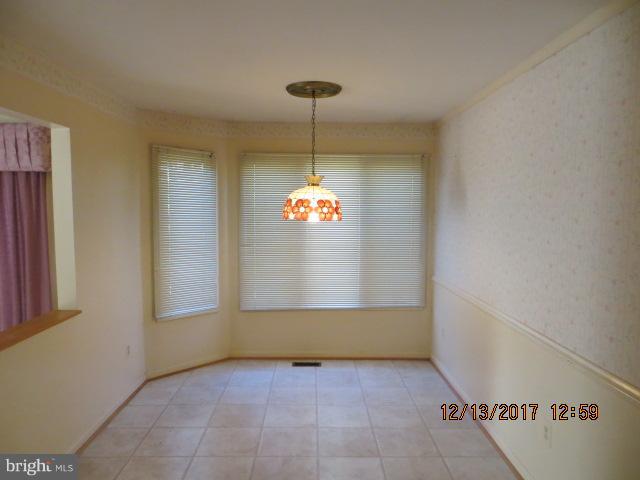 5187 Columbia Road, Unit 1048 Columbia, MD 21044 - Photo 5 of 22 Kitchen