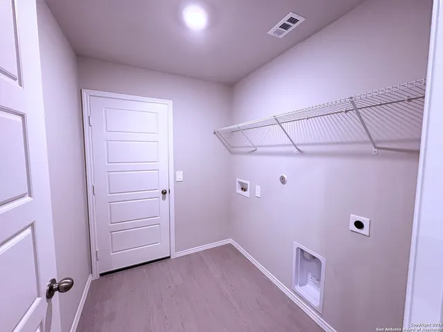 $1,490 | 729 Canyon View, Seguin, TX 78155