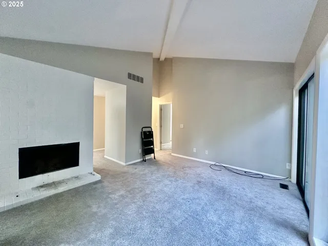 7612 Southwest Cresmoor Drive, Beaverton, OR 97008