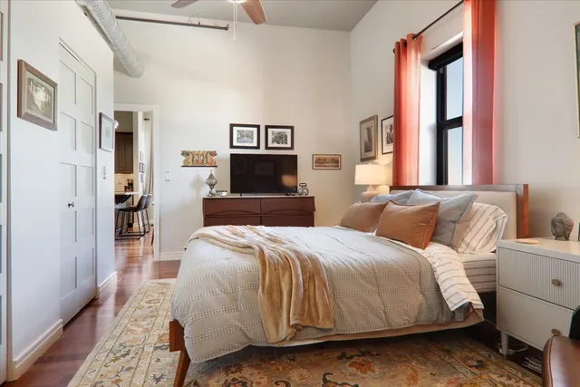 $189,900 | 212 North Center Street, Unit 603, Bloomington, IL 61701