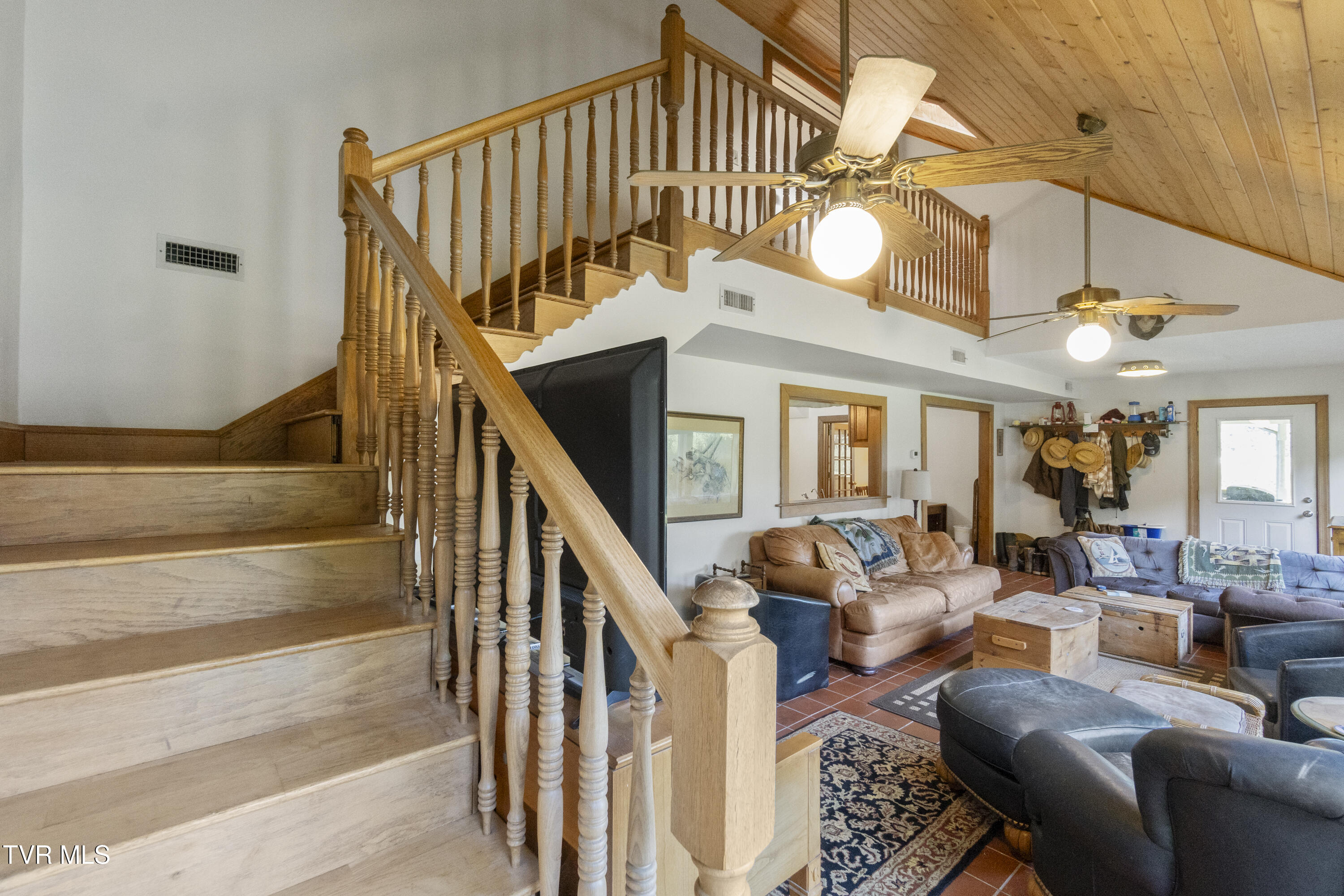 386 Fox Road Chuckey, TN 37641 - Photo 4 of 93 4