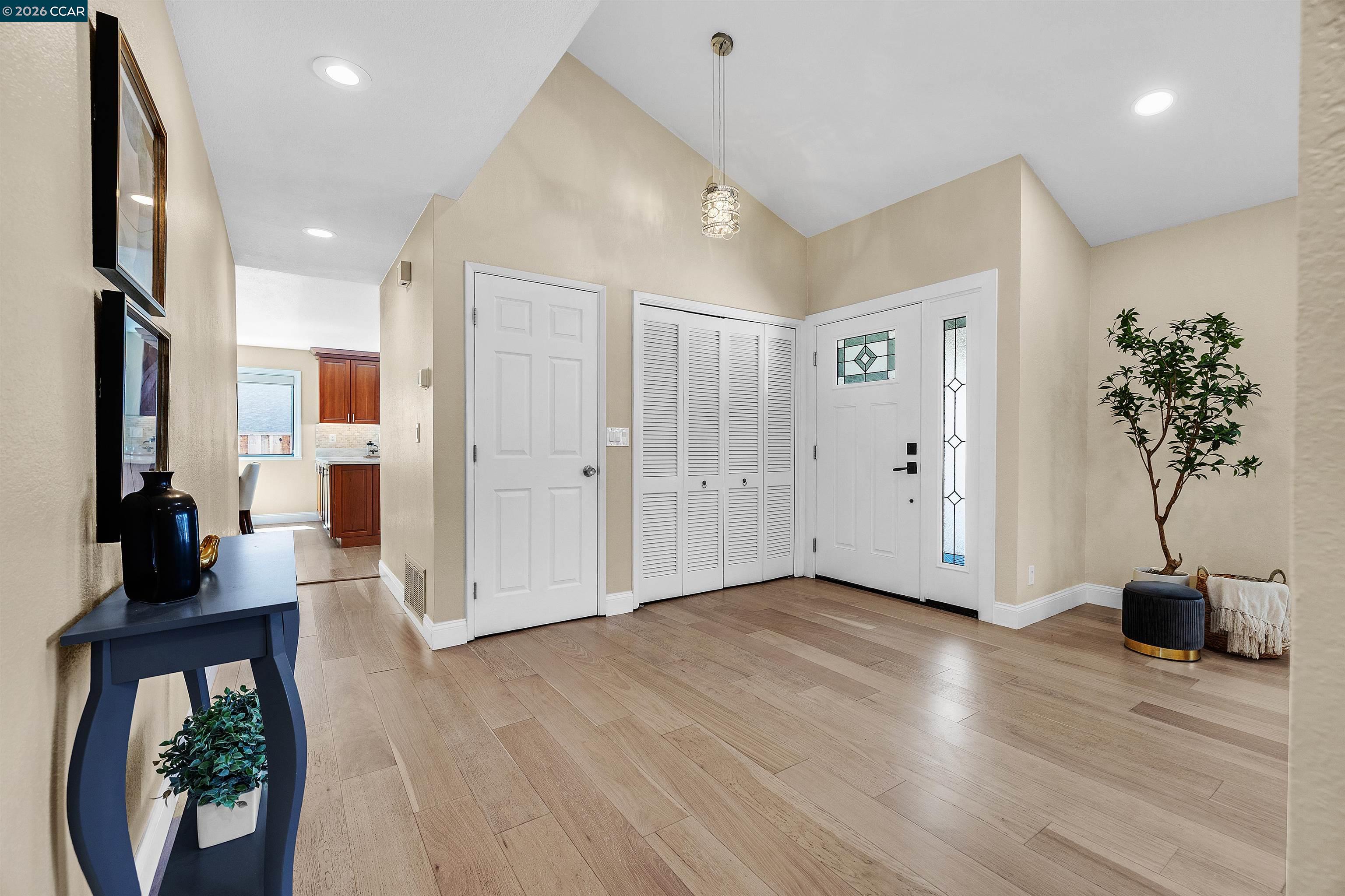 864 Kizer Street Milpitas, CA 95035 - Photo 8 of 61