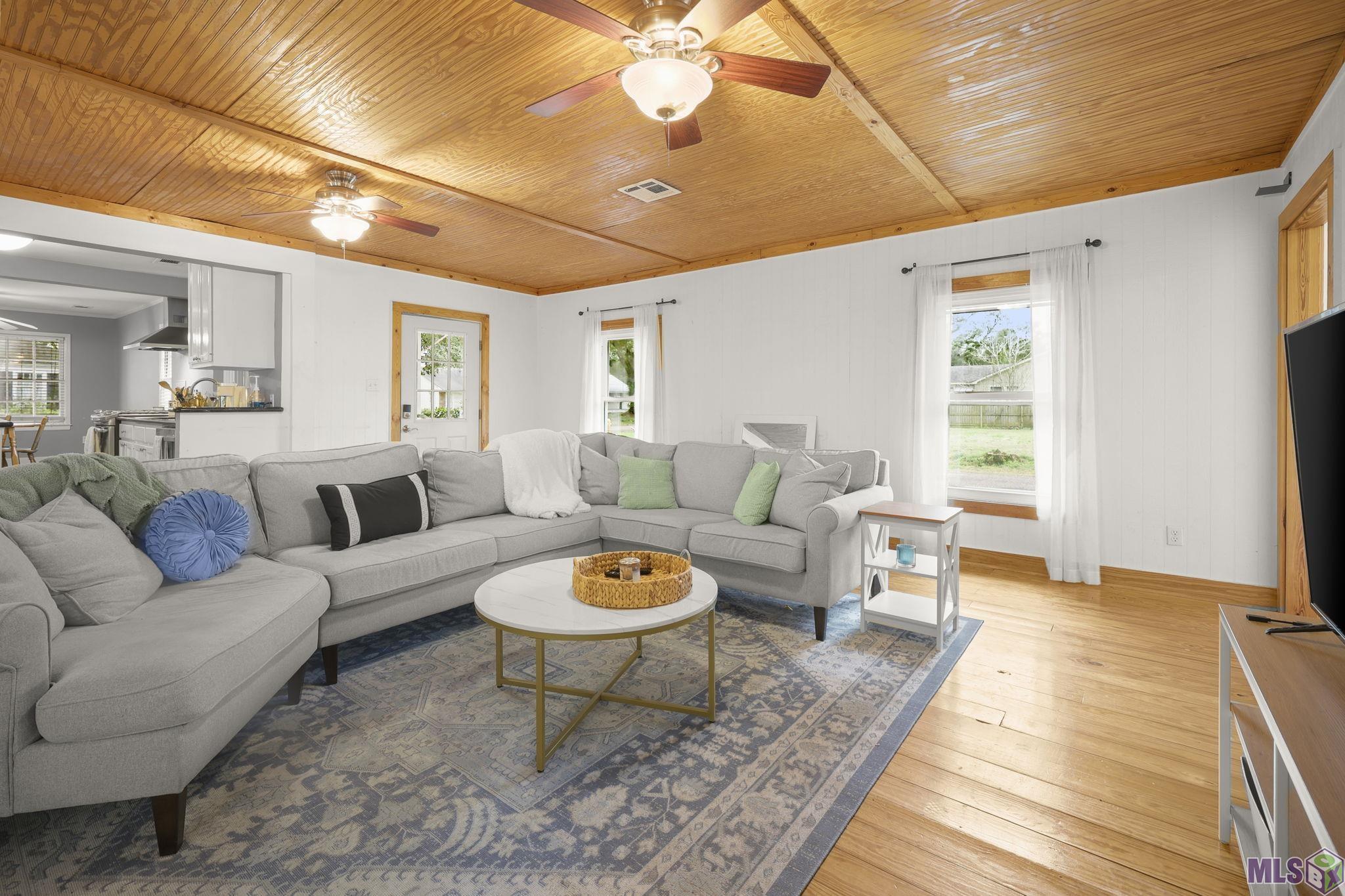 513 Centenary Drive Baton Rouge, LA 70808 - Photo 2 of 26