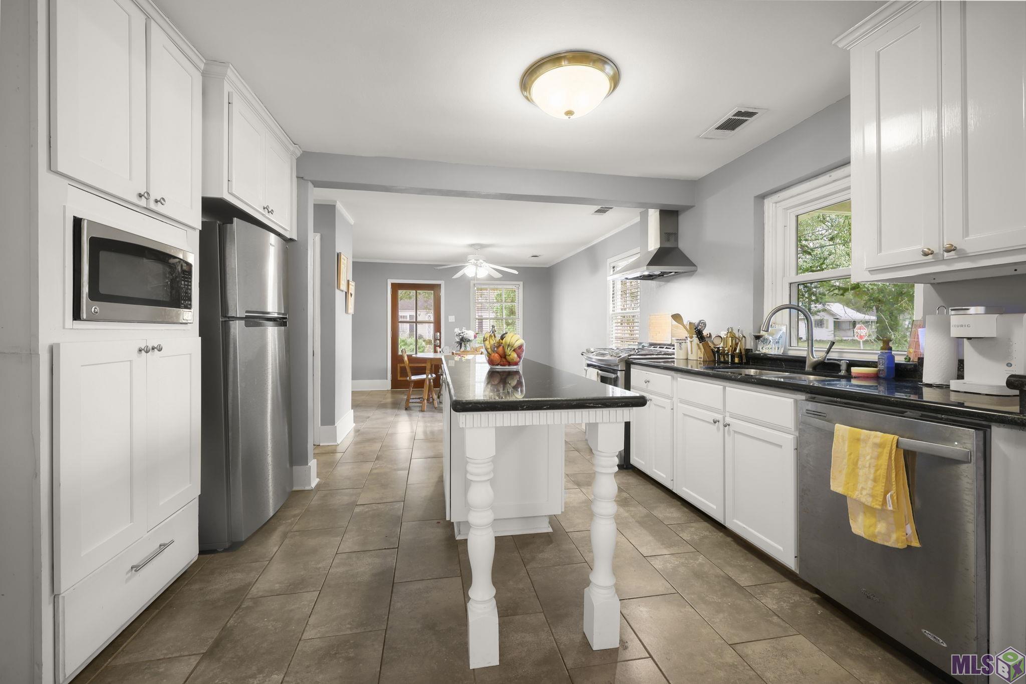 513 Centenary Drive Baton Rouge, LA 70808 - Photo 5 of 26