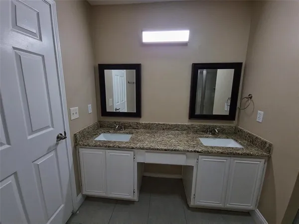 $295,000 | 1524 High Pointe Lane, Cedar Hill, TX 75104