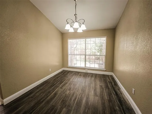 $295,000 | 1524 High Pointe Lane, Cedar Hill, TX 75104