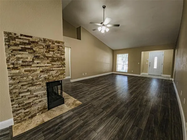 $295,000 | 1524 High Pointe Lane, Cedar Hill, TX 75104