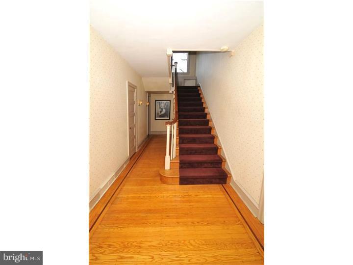 413 Vernon Road Jenkintown, PA 19046 - Photo 2 of 25 Foyer