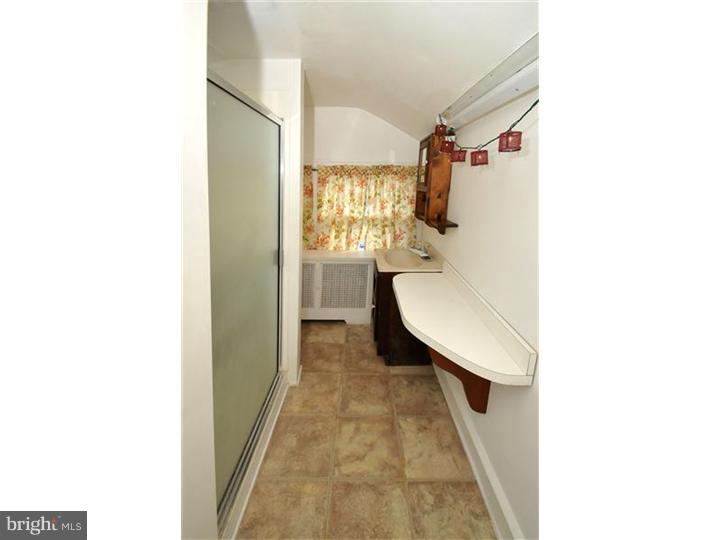 413 Vernon Road Jenkintown, PA 19046 - Photo 14 of 25 Bathroom