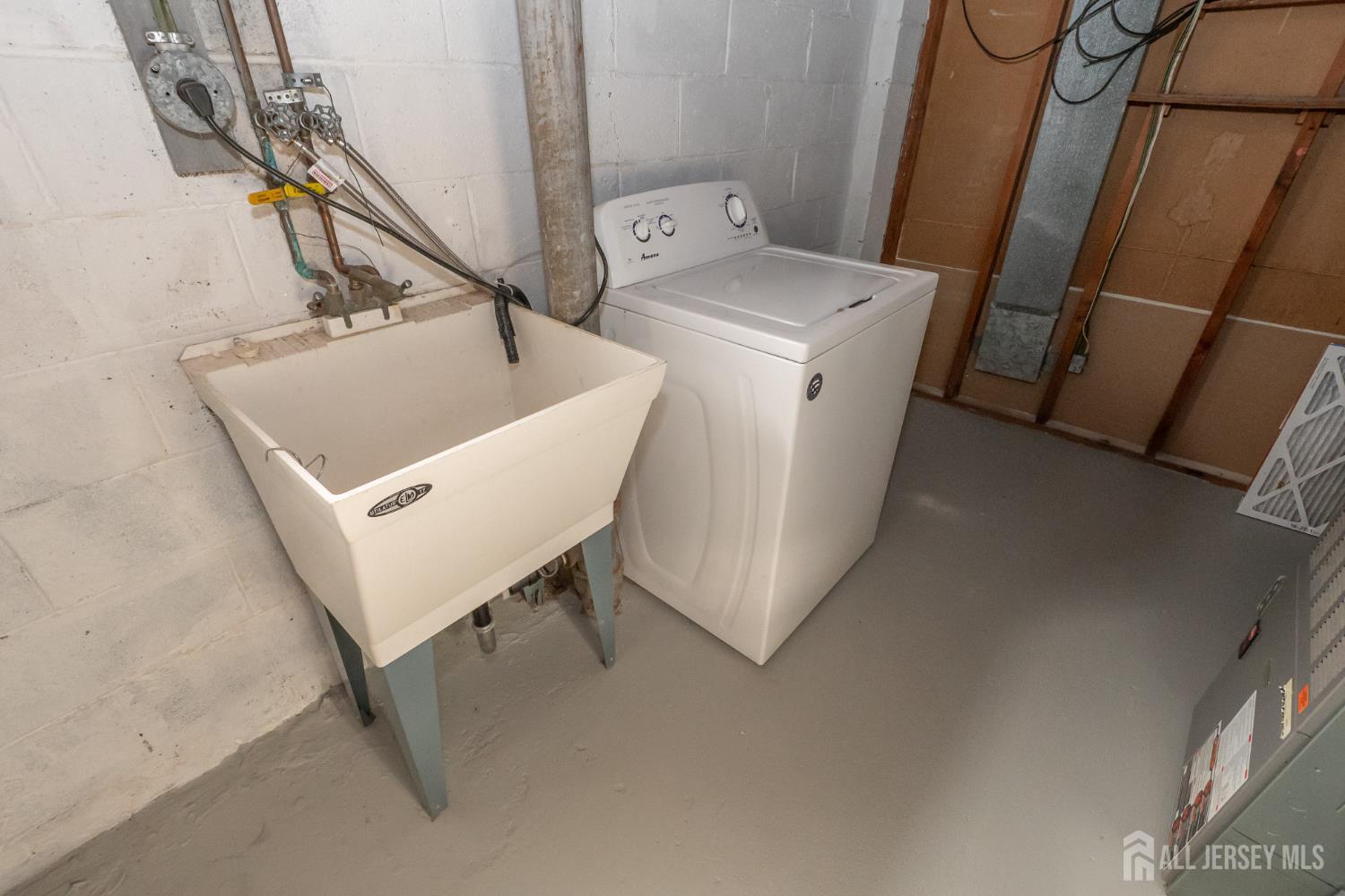 17 Rittner Lane Old Bridge, NJ 08857 - Photo 20 of 42