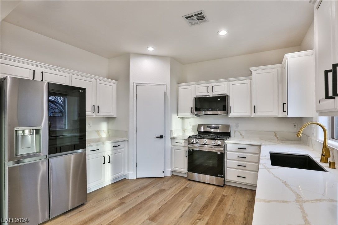 2645 Rimbaud Street Henderson, NV 89044 - Photo 8 of 33