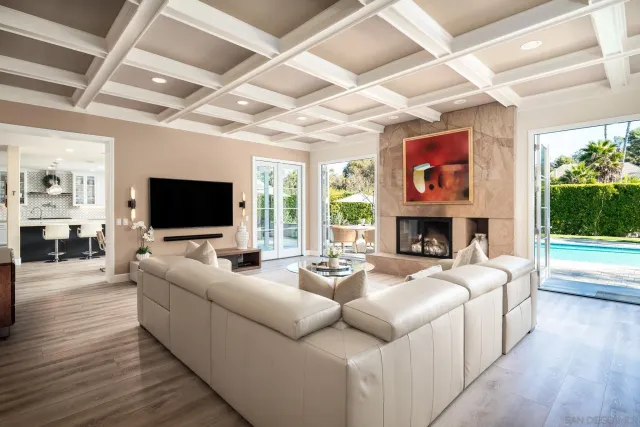 $4,100,000 | 17323 Circa Del Sur, Rancho Santa Fe, CA 92067