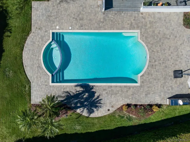 $4,100,000 | 17323 Circa Del Sur, Rancho Santa Fe, CA 92067