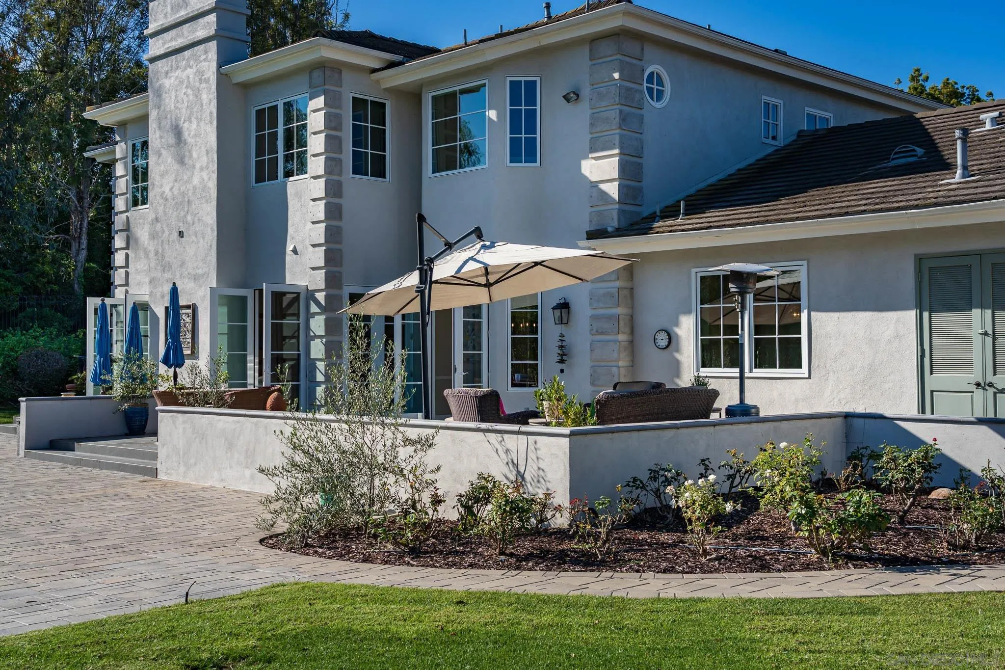 17323 Circa Del Sur Rancho Santa Fe, CA 92067 - Photo 36 of 41 front view of a house with a yard