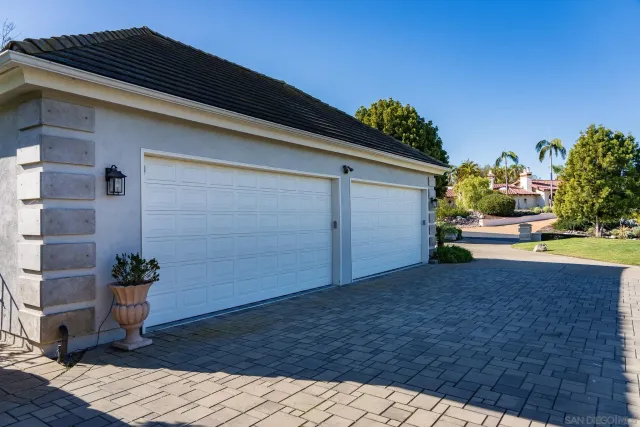 $4,100,000 | 17323 Circa Del Sur, Rancho Santa Fe, CA 92067
