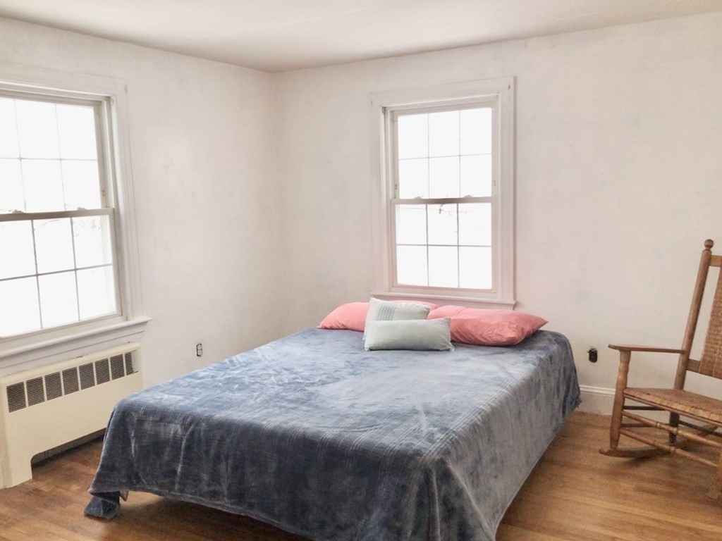 76 Upton Road Waltham, MA 02452 - Photo 11 of 22 Gallery Image 11