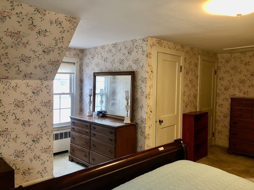 76 Upton Road Waltham, MA 02452 - Photo 13 of 22 Gallery Image 13